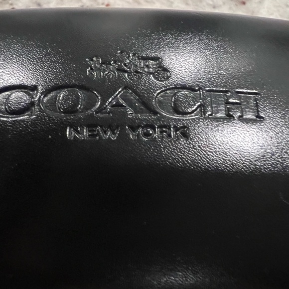 Brand new coach, women’s ophthalmic frame - Picture 4 of 7